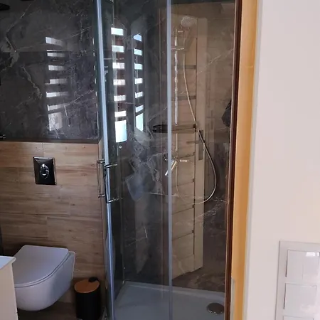 Niedzwiedz בקתה *